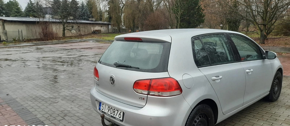 Volkswagen Golf cena 24500 przebieg: 116372, rok produkcji 2010 z Pabianice małe 232